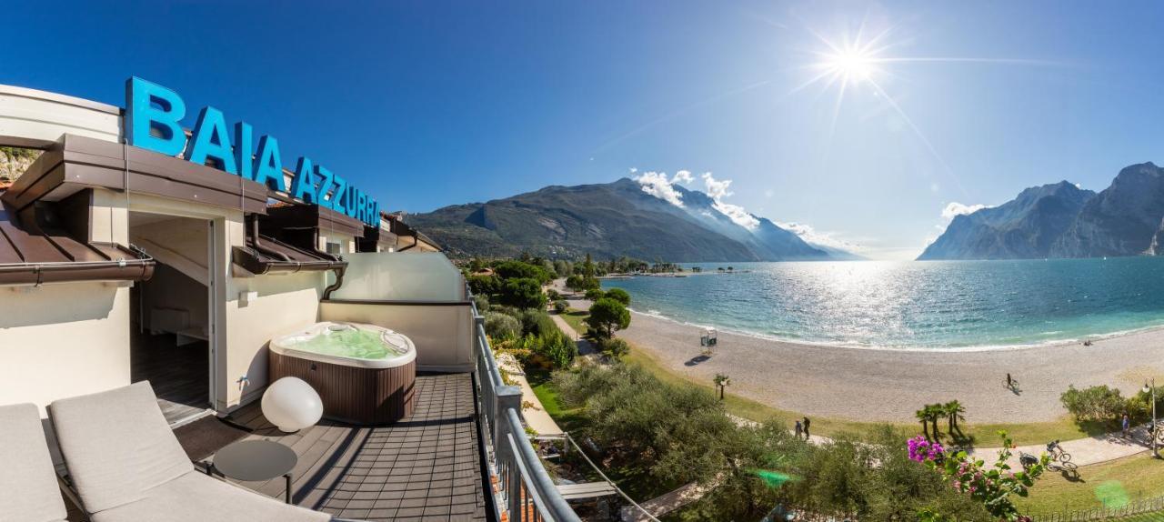 Hotel Baia Azzurra - Lake Front Torbole Sul Garda Eksteriør bilde