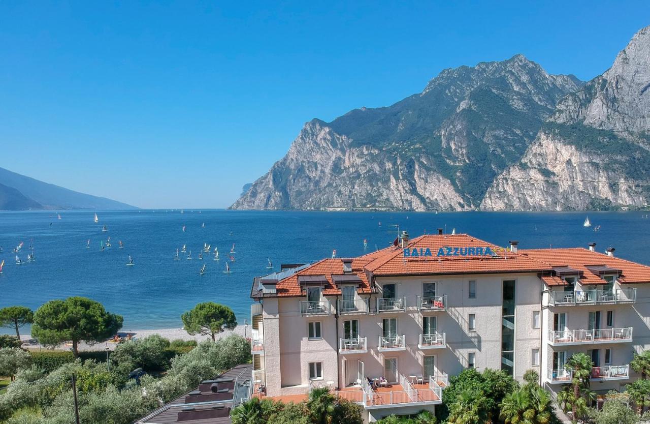 Hotel Baia Azzurra - Lake Front Torbole Sul Garda Eksteriør bilde