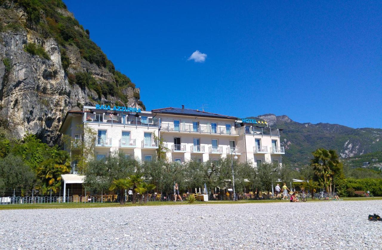 Hotel Baia Azzurra - Lake Front Torbole Sul Garda Eksteriør bilde